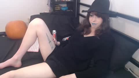 Snapshot of yokaigirl chatting on 10-09-25, 09:02 Yokai Girl online show from 10-09-25, 09:02