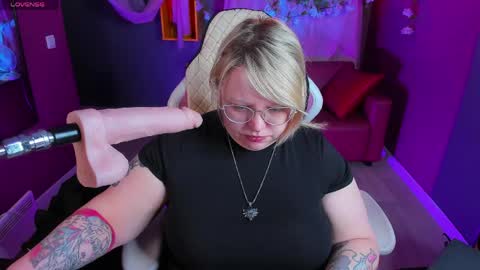 Yoki online show from 04-02-26, 06:33