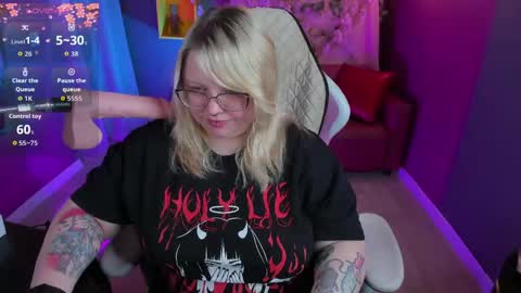 Yoki online show from 04-23-26, 06:58