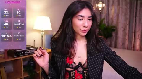 Yoko online show from 11-18-25, 06:07