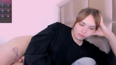 yomoyoo online show from 02-26-26, 07:57