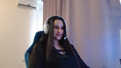 Sophie online show from 04-23-26, 02:08
