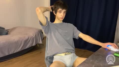 Yoo Dee Ohh online show from 12-17-25, 02:01