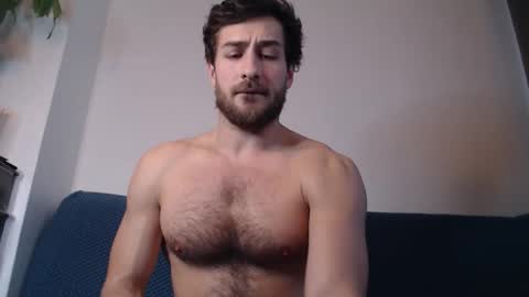 Yoooups online show from 01-13-26, 03:28