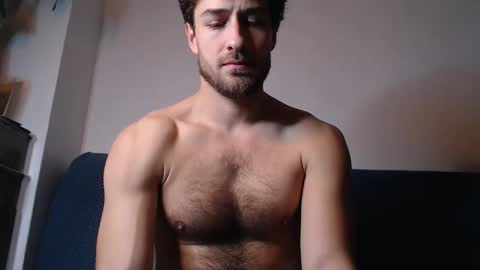 Yoooups online show from 01-14-26, 06:13