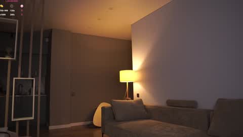 Mika online show from 01-03-25, 12:52