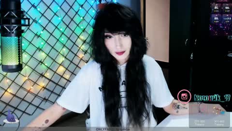 Snapshot of yoshino_san chatting on 12-30-24, 09:40 you can call me Andy or yoshi 3 online show from 12-30-24, 09:40