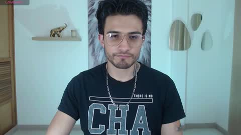 yoshy_man online show from 01-08-25, 03:19