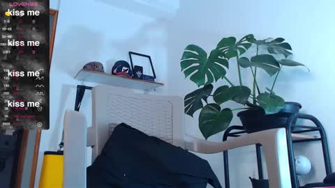 Enzo online show from 02-25-25, 01:30