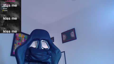 Snapshot of yosoy_enzo2020 chatting on 06-24-26, 06:01 Enzo online show from 06-24-26, 06:01
