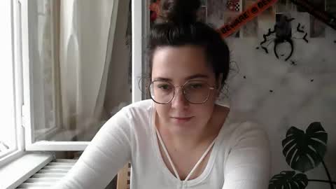 Snapshot of you_aurora chatting on 10-09-25, 10:13 Aurora online show from 10-09-25, 10:13