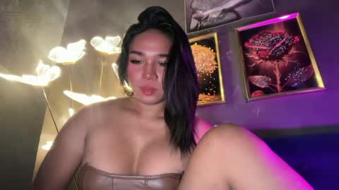 Snapshot of you_should_try chatting on 05-26-26, 03:57 Denice online show from 05-26-26, 03:57