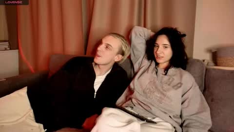 LexieNate online show from 10-15-25, 09:59