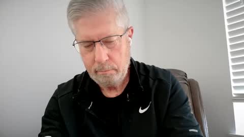 Colorado Guy Straight online show from 03-06-25, 08:48