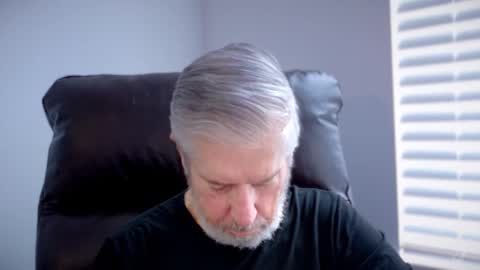 Colorado Guy Straight online show from 09-12-25, 05:57