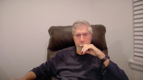 Colorado Guy Straight online show from 11-02-25, 12:29