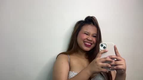 Snapshot of yougotgela69 chatting on 07-13-26, 06:33 Gela online show from 07-13-26, 06:33