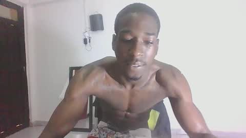 Snapshot of youn_king chatting on 12-16-24, 01:22 ALEX online show from 12-16-24, 01:22