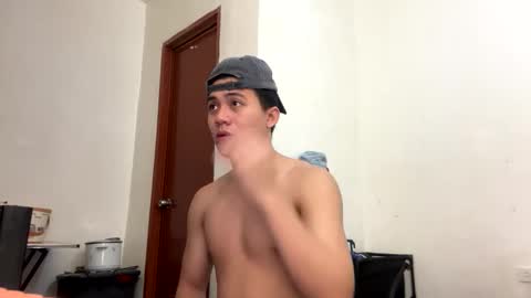 Cyrus online show from 04-22-26, 06:53