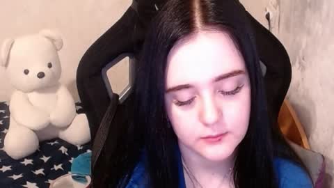 your_8a8y online show from 12-17-24, 03:39