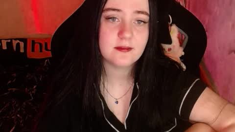 your_8a8y online show from 12-15-25, 02:32