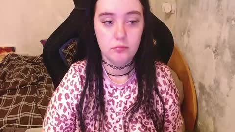your_8a8y online show from 06-02-26, 03:47
