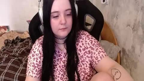 your_8a8y online show from 06-05-26, 06:52