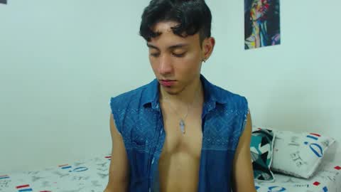 Snapshot of your_boy_hot chatting on 05-31-26, 11:50 your boy online show from 05-31-26, 11:50