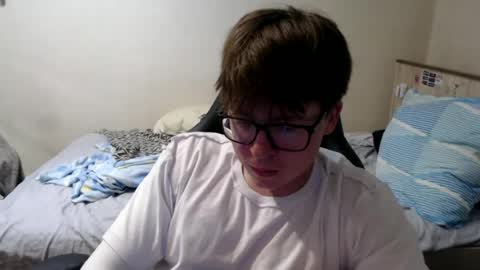 Snapshot of your_boyfriend123 chatting on 06-25-26, 05:12 Max online show from 06-25-26, 05:12