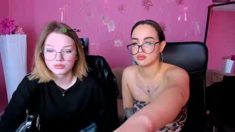 Snapshot of your_bunny12 chatting on 05-17-26, 09:28 your bunny12 online show from 05-17-26, 09:28