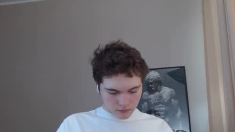 Snapshot of your_bunny123 chatting on 12-04-25, 10:57 your_bunny123 online show from 12-04-25, 10:57