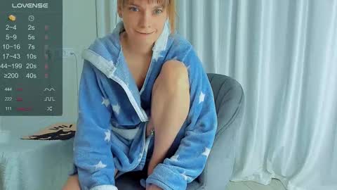 Lily online show from 01-11-26, 06:57