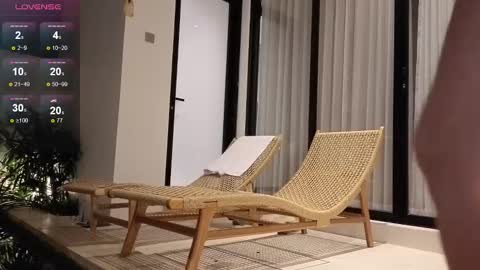 Snapshot of your_dream_alice chatting on 10-07-25, 12:46 Alice online show from 10-07-25, 12:46