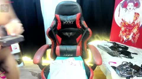 YourSeductiveWife online show from 09-16-25, 11:39