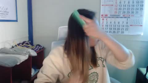 your_dreamgirlxxx69 online show from 02-03-25, 04:57