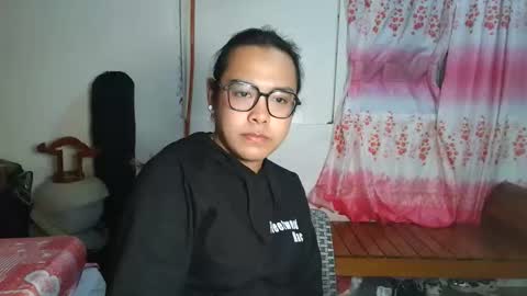 your_dreamgirlxxx69 online show from 10-01-25, 09:48