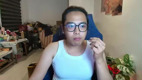 your_dreamgirlxxx69 online show from 05-08-26, 01:16