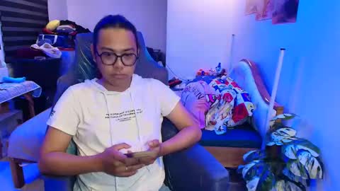 your_dreamgirlxxx69 online show from 06-08-26, 09:53