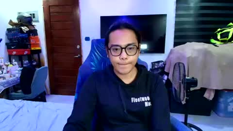 your_dreamgirlxxx69 online show from 07-31-26, 10:14