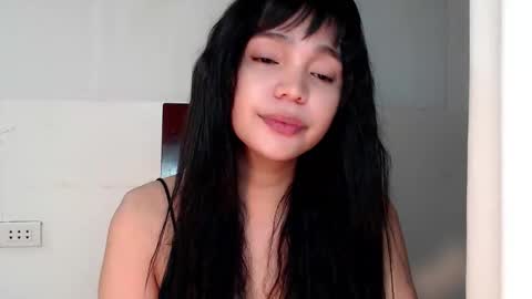 Snapshot of your_fantastic_chinnie chatting on 10-15-25, 12:05 chinnie online show from 10-15-25, 12:05