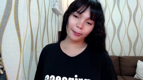 Snapshot of your_fantastic_chinnie chatting on 10-22-25, 06:18 chinnie online show from 10-22-25, 06:18