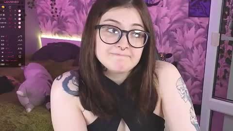 Snapshot of your_gabby chatting on 06-16-26, 01:14 your gabby online show from 06-16-26, 01:14