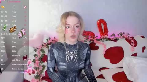 Snapshot of your_garcia chatting on 02-14-25, 01:45 Sheryl online show from 02-14-25, 01:45
