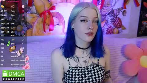 Snapshot of your_garcia chatting on 06-19-26, 05:28 Sheryl online show from 06-19-26, 05:28