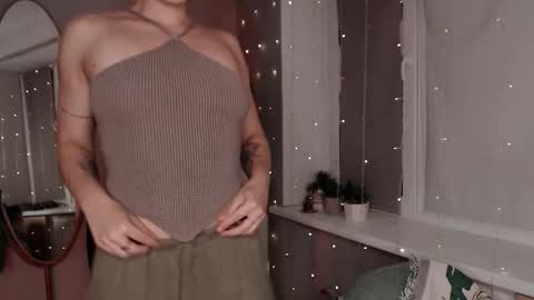 Alex and Kris long hair online show from 10-10-25, 09:14