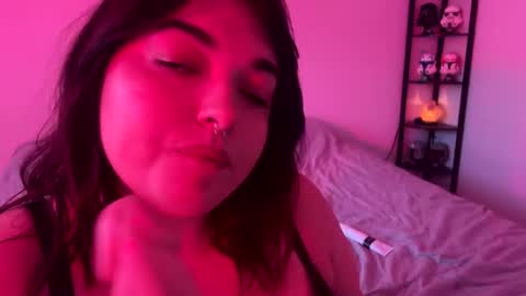 Snapshot of your_lexi_rose_ chatting on 06-17-26, 12:35 Your Lexi rose online show from 06-17-26, 12:35