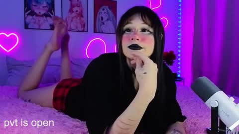 Eva online show from 10-30-25, 11:27