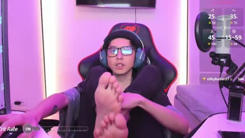 Han   online show from 02-28-25, 01:58