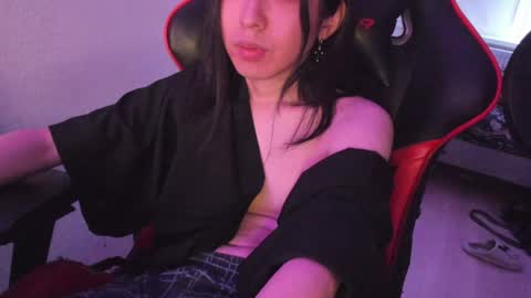 Snapshot of your_little_twink chatting on 05-19-26, 01:56 Han online show from 05-19-26, 01:56