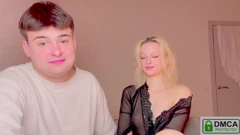 Snapshot of your_molly_mark chatting on 05-09-26, 10:48 your_molly_mark online show from 05-09-26, 10:48